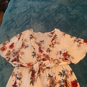 Plus size floral top